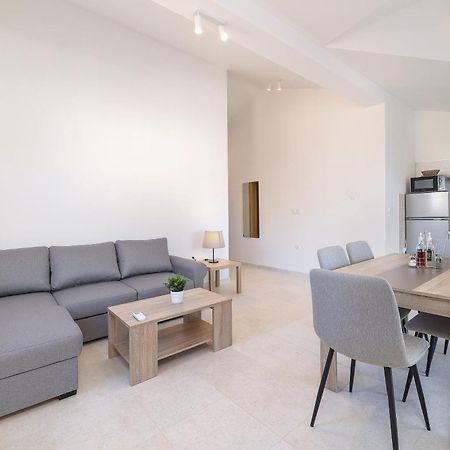Sea View By Moro Apartment Malinska Exterior photo